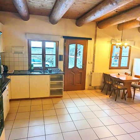 Rustikale Und Grosszuegige Ferienwohnung Kasperske Hory Zewnętrze zdjęcie